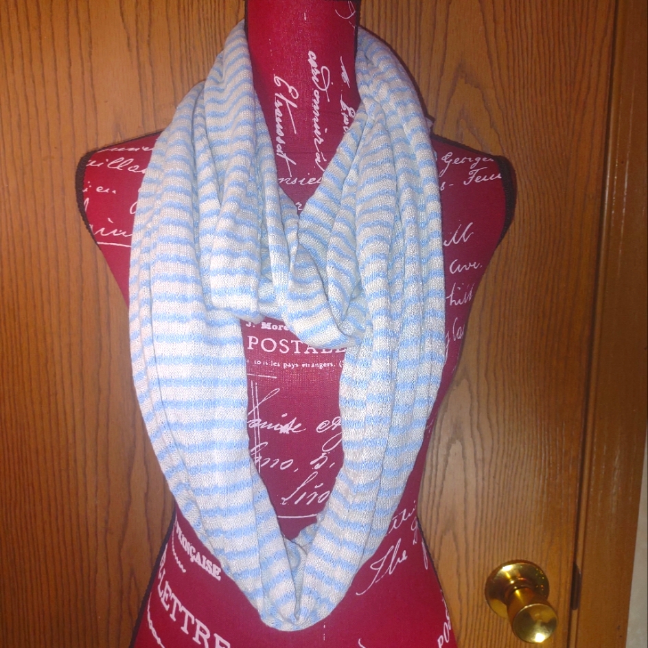 Infinity Scarf BlueWhite